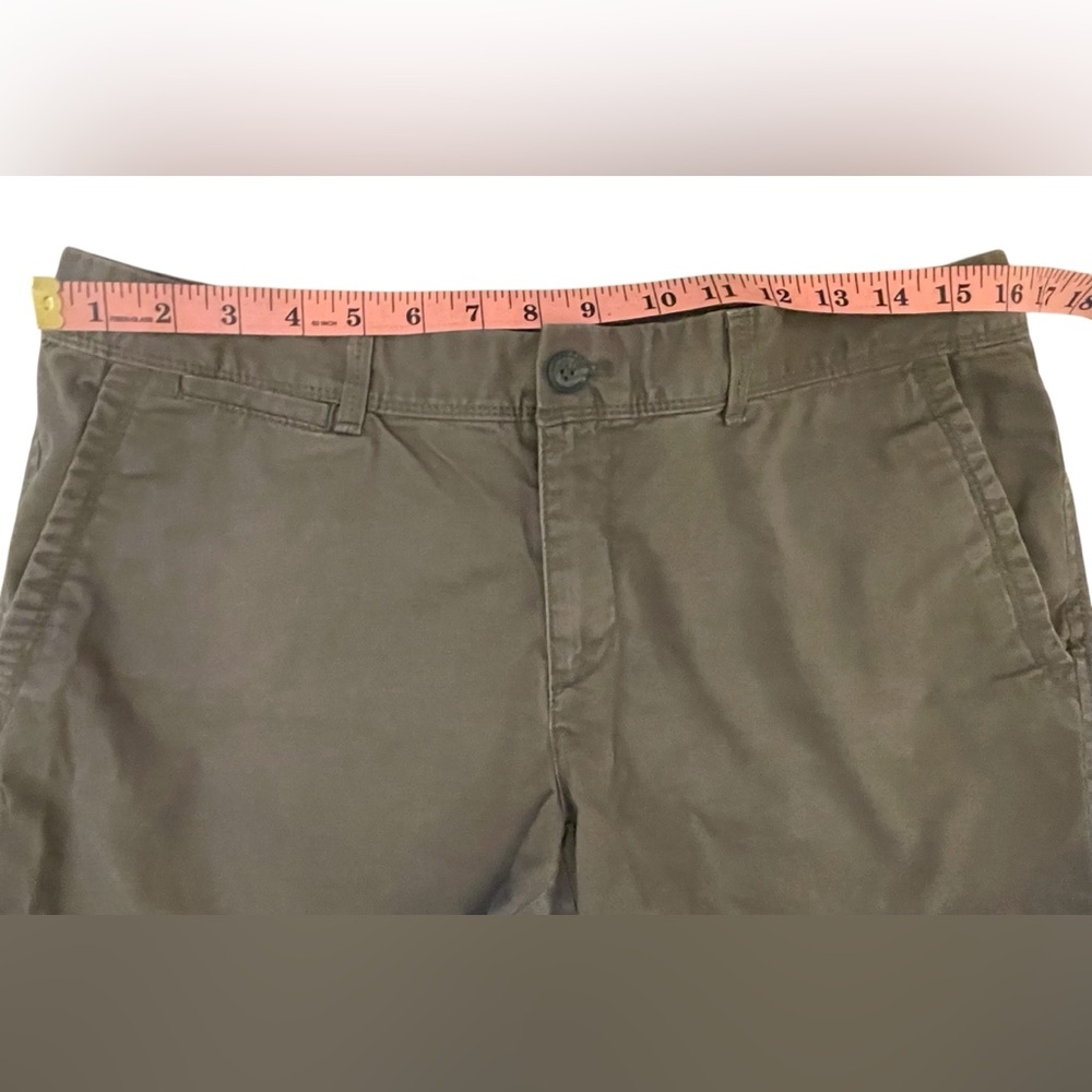 Banana Republic Shorts - Picture 3 of 6